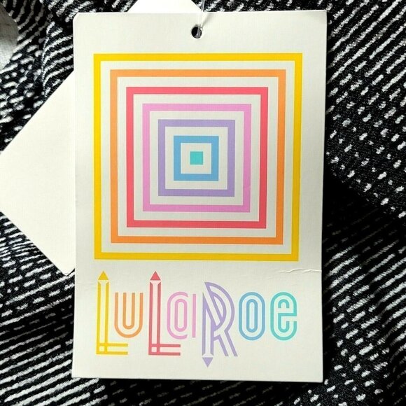 LuLaRoe Amelia Dress Size S Pockets Geometric Black White Short Sleeve Zip New - Picture 4 of 7
